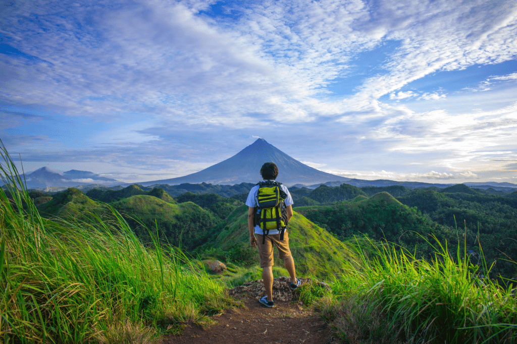 different types of alternative tourism